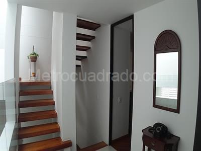 Casa de 4 alcobas en venta en Camino De Arrayanes, Bogotá, 200 m² · foto 17 de 19