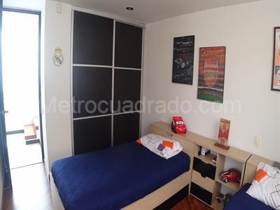 Casa de 4 alcobas en venta en Camino De Arrayanes, Bogotá, 200 m² · foto 11 de 19