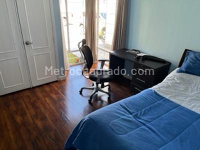 Casa de 4 alcobas en venta en Malibu Reservado, Bogotá, 226 m² · foto 16 de 20
