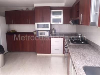 Casa de 4 alcobas en venta en Malibu Reservado, Bogotá, 226 m² · foto 6 de 20