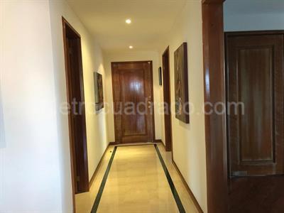 Apartamento de 3 alcobas en venta en Usaquen Cerros, Bogotá, 220 m² · foto 13 de 19