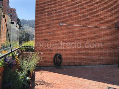 Apartamento de 3 alcobas en venta en Usaquen Cerros, Bogotá, 220 m² · foto 5 de 19