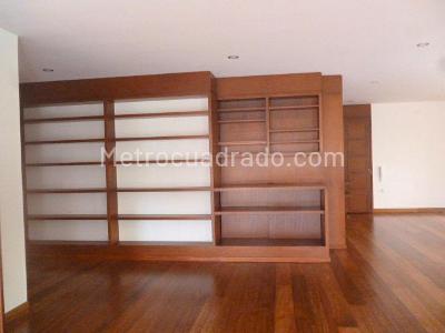 Apartamento de 3 alcobas en venta en Bosque Medina, Bogotá, 239 m² · foto 5 de 15