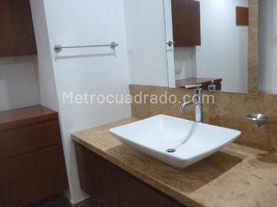 Apartamento de 3 alcobas en venta en Bosque Medina, Bogotá, 239 m² · foto 11 de 15