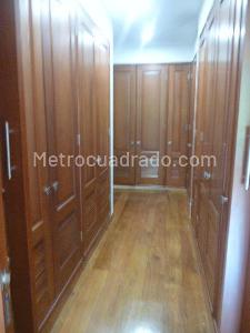 Apartamento de 3 alcobas en venta en Bosque Medina, Bogotá, 239 m² · foto 7 de 15