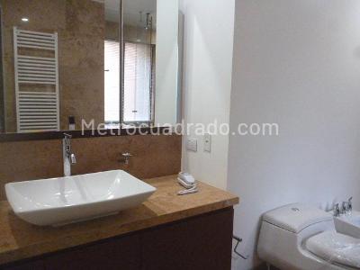Apartamento de 3 alcobas en venta en Bosque Medina, Bogotá, 239 m² · foto 9 de 15