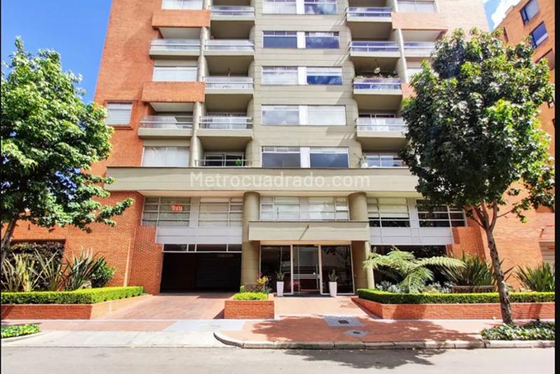 Piso – Bogotá, Chicó Lago - Vista 2