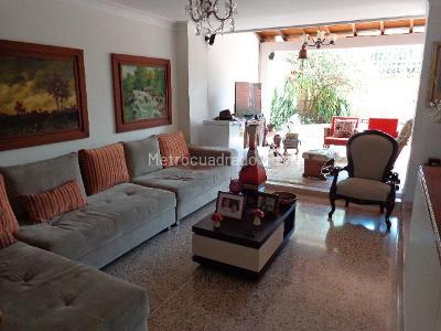 Casa de 4 alcobas en venta en Cañaveral, Floridablanca, 202 m² · foto 2 de 20