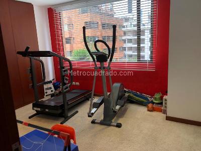 Apartamento de 3 alcobas en venta en El Retiro, Bogotá, 190 m² · foto 4 de 20