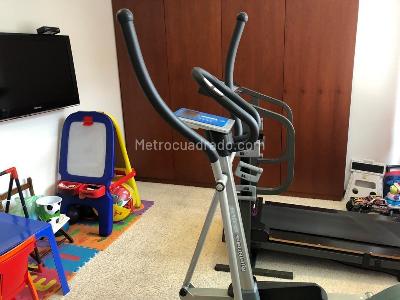 Apartamento de 3 alcobas en venta en El Retiro, Bogotá, 190 m² · foto 12 de 20