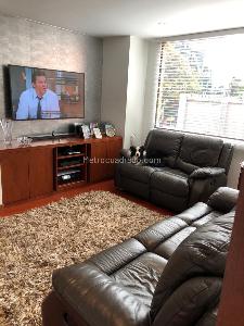 Apartamento de 3 alcobas en venta en El Retiro, Bogotá, 190 m² · foto 7 de 20