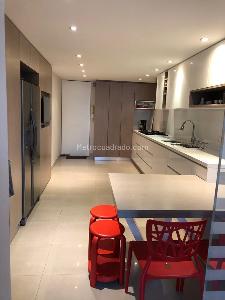 Apartamento de 3 alcobas en venta en El Retiro, Bogotá, 190 m² · foto 14 de 20