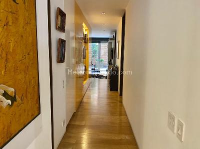 Apartamento de 3 alcobas en venta en Los Rosales, Bogotá, 210 m² · foto 7 de 17
