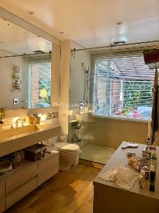 Apartamento de 3 alcobas en venta en Los Rosales, Bogotá, 210 m² · foto 10 de 17