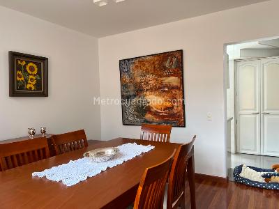 Casa de 3 alcobas en venta en Belmira Country, Bogotá, 220 m² · foto 4 de 20