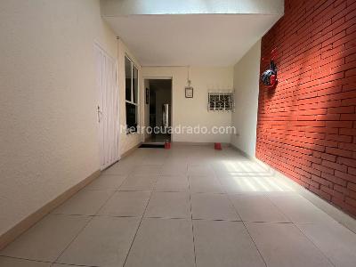 Casa de 4 alcobas en venta en Santa Helena, Bogotá, 182 m² · foto 10 de 18
