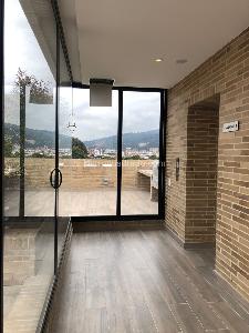 Apartamento de 3 alcobas en venta en Rincon Santa Paula, Bogotá, 199 m² · foto 14 de 18
