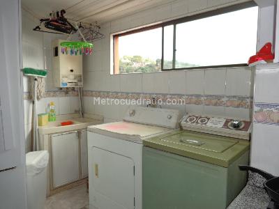 Apartamento de 4 alcobas en venta en La Floresta, Bucaramanga, 130 m² · foto 5 de 20