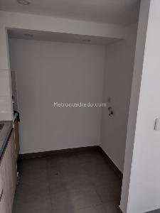 Apartamento en venta en Castilla, Bogotá · foto 3 de 9