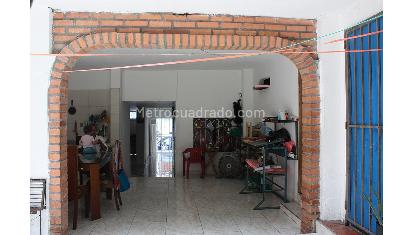 Casa de 5 alcobas en venta en Bucaramanga, Bucaramanga, 250 m² · foto 2 de 9