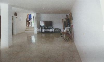 Casa de 5 alcobas en venta en Bucaramanga, Bucaramanga, 250 m² · foto 8 de 9