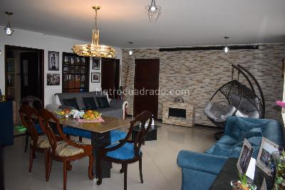 Casa de 3 alcobas en venta en Salitre Greco, Bogotá, 250 m² · foto 2 de 16