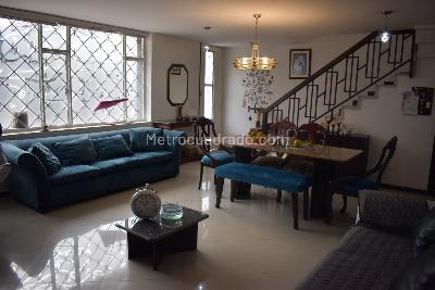 Casa de 3 alcobas en venta en Salitre Greco, Bogotá, 250 m² · foto 5 de 16