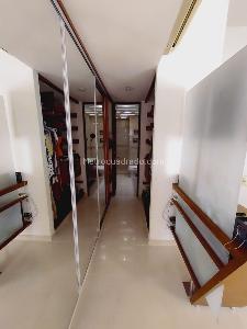 Apartamento de 3 alcobas en venta en Cabecera, Bucaramanga, 212 m² · foto 10 de 20