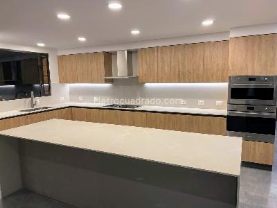 Apartamento de 3 alcobas en venta en Nogal Rosales, Bogotá, 330 m² · foto 5 de 20