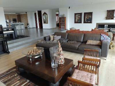 Apartamento de 3 alcobas en venta en Nogal Rosales, Bogotá, 330 m² · foto 2 de 20