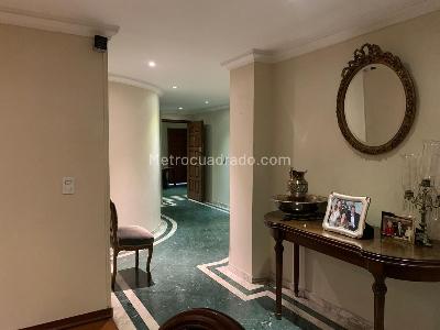 Apartamento en venta en Los Rosales Reservado, Bogotá · foto 3 de 20