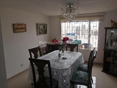 Casa de 4 alcobas en venta en Modelia Occidental, Bogotá, 200 m² · foto 4 de 19