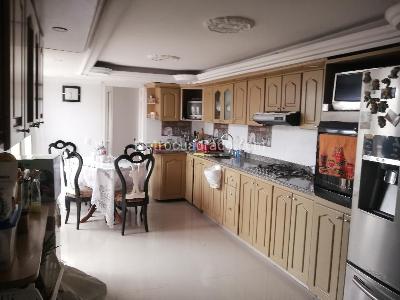 Casa de 4 alcobas en venta en Modelia Occidental, Bogotá, 200 m² · foto 12 de 19