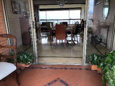 Apartamento de 3 alcobas en venta en Poblado Los Balsos, Medellín, 204 m² · foto 15 de 20