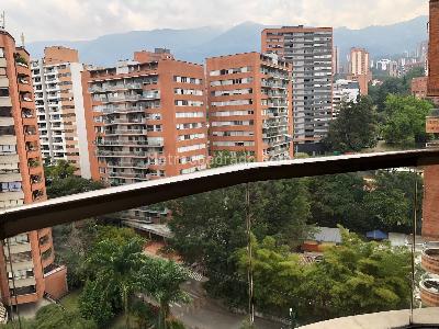 Apartamento de 3 alcobas en venta en Poblado Los Balsos, Medellín, 204 m² · foto 5 de 20