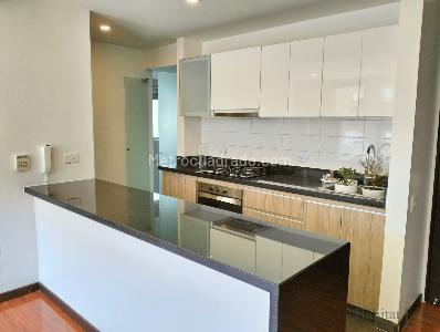 Apartamento de 3 alcobas en venta en Mazuren Alejandria, Bogotá, 80 m² · foto 3 de 10
