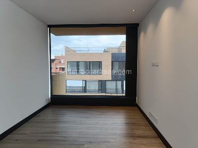 Apartamento de 3 alcobas en venta en Parque Del Virrey, Bogotá, 237 m² · foto 10 de 20