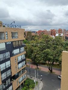 Apartamento de 3 alcobas en venta en Parque Del Virrey, Bogotá, 237 m² · foto 19 de 20