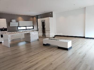 Apartamento de 3 alcobas en venta en Parque Del Virrey, Bogotá, 237 m² · foto 4 de 20