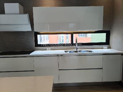 Apartamento de 3 alcobas en venta en Parque Del Virrey, Bogotá, 237 m² · foto 7 de 20