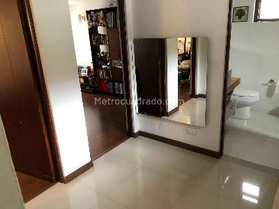 Apartamento de 3 alcobas en venta en Gratamira, Bogotá, 167 m² · foto 12 de 12