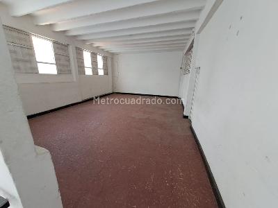 Casa de 5 alcobas en venta en Comuneros, Bucaramanga, 567 m² · foto 7 de 15