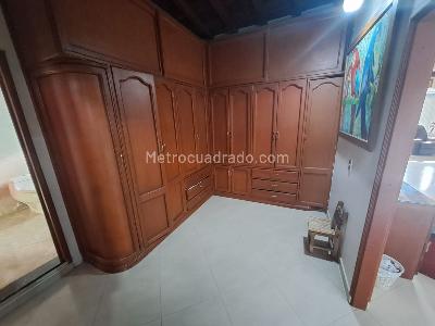Casa de 5 alcobas en venta en Altos De Pan De Azucar, Bucaramanga, 360 m² · foto 17 de 20