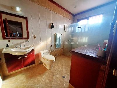 Casa de 5 alcobas en venta en Altos De Pan De Azucar, Bucaramanga, 360 m² · foto 19 de 20
