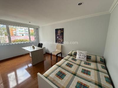 Casa de 5 alcobas en venta en Cedritos Nuevo Country, Bogotá, 230 m² · foto 13 de 20