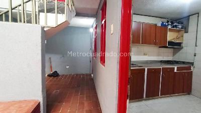 Casa de 5 alcobas en venta en Gilmar, Bogotá, 240 m² · foto 12 de 18