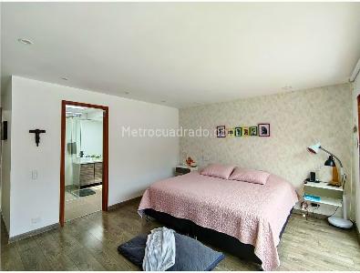 Casa en venta en San Jose De Bavaria, Bogotá · foto 8 de 19