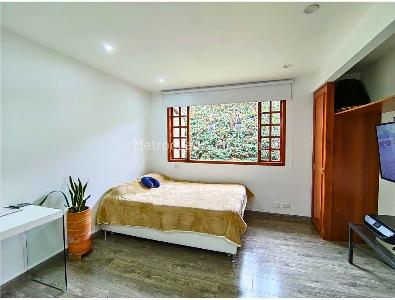 Casa en venta en San Jose De Bavaria, Bogotá · foto 9 de 19