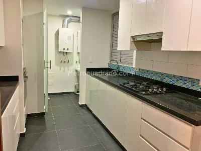 Apartamento de 3 alcobas en venta en Alejandria, Bogotá, 144 m² · foto 2 de 10