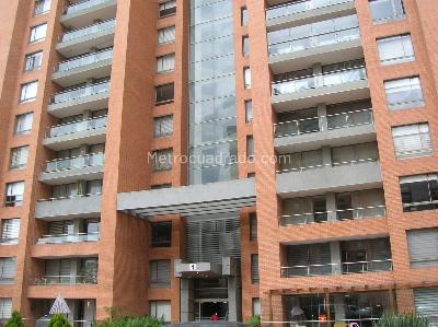 Apartamento de 3 alcobas en venta en Gilmar Torres De San Lucas, Bogotá, 172 m² · foto 1 de 18